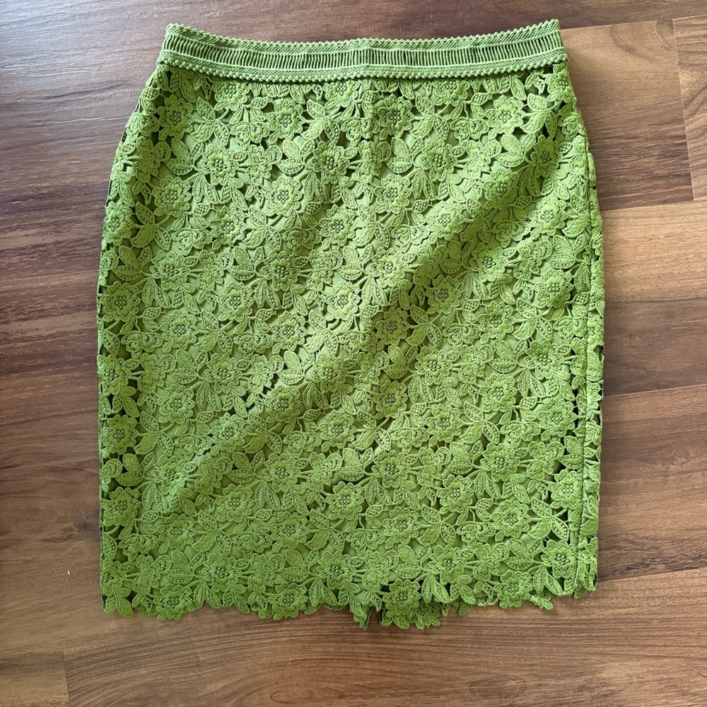 Ann Taylor Women’s Petite Green Floral Lace Overlay Pencil Skirt Sz 6P Office